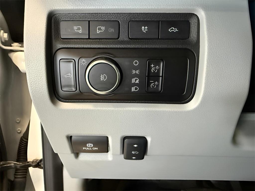 used 2023 Ford F-350 car