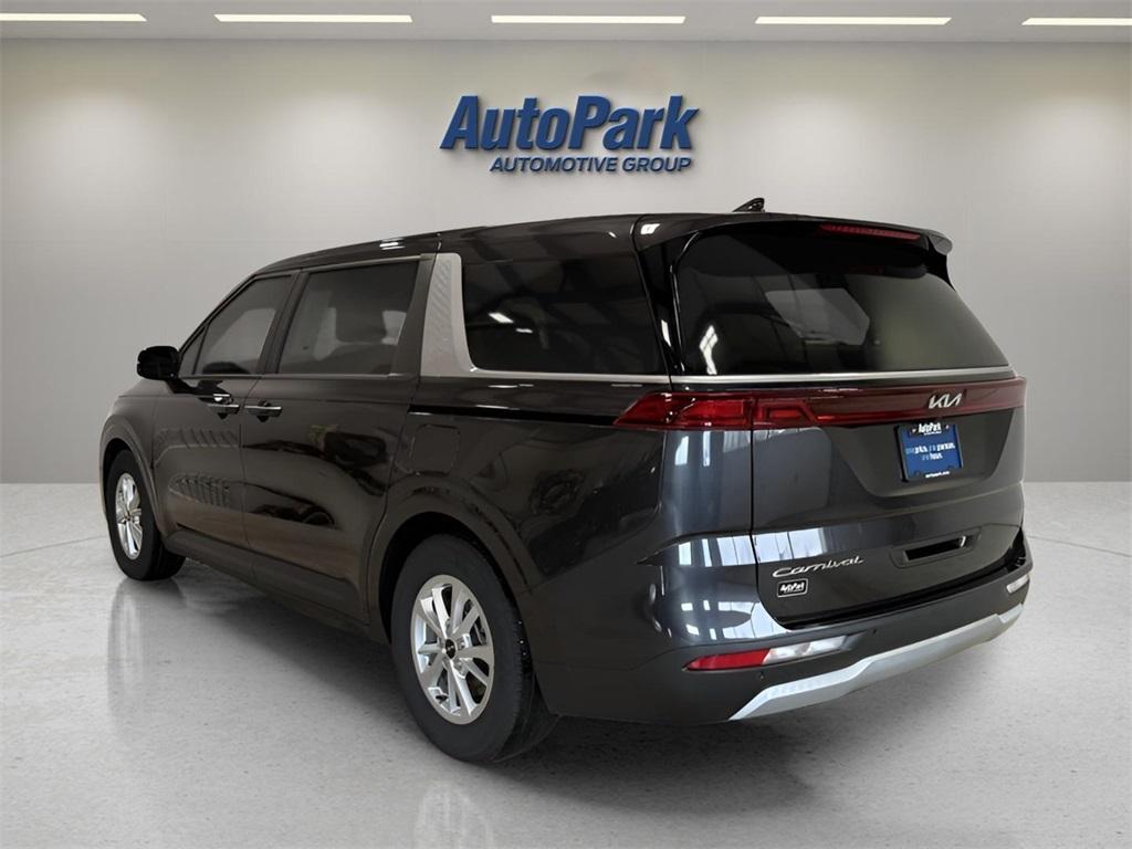 used 2022 Kia Carnival car, priced at $26,995