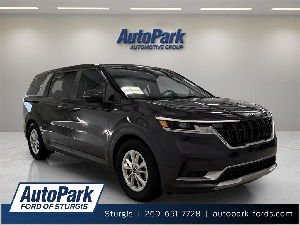 used 2022 Kia Carnival car, priced at $26,995