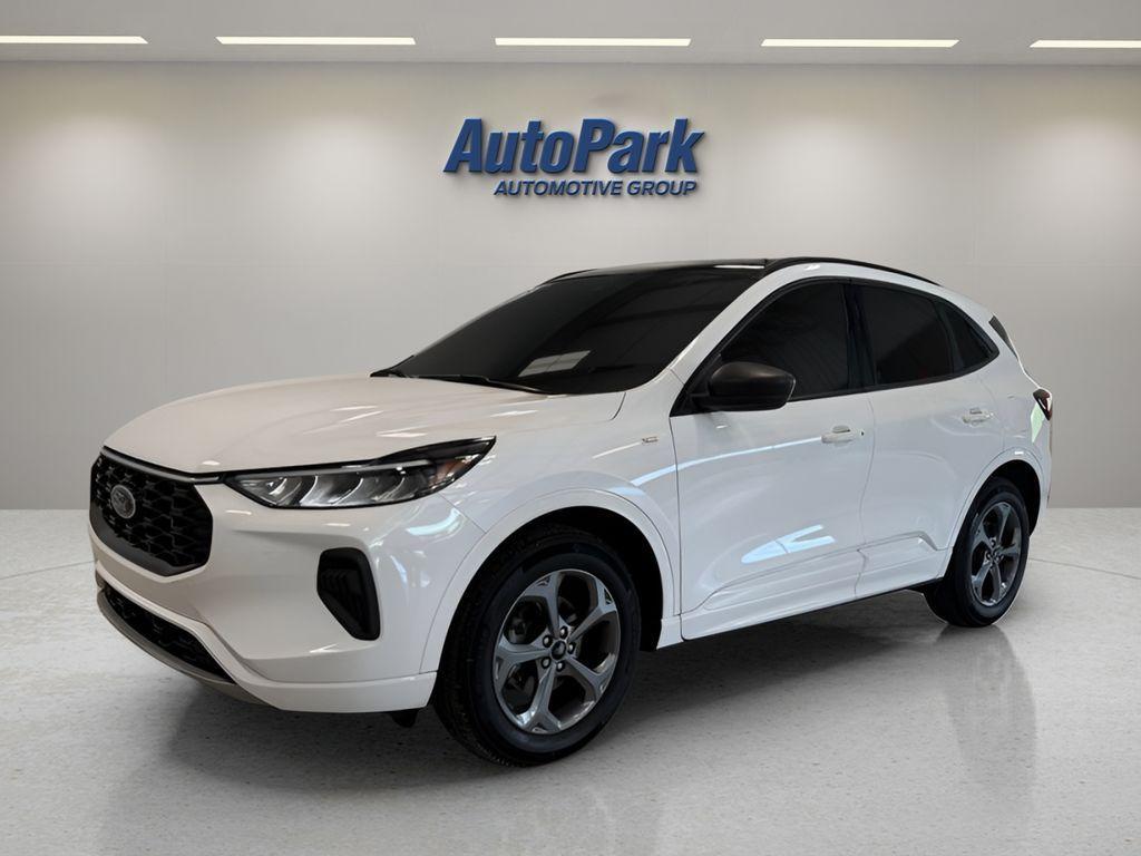 used 2023 Ford Escape car, priced at $25,275