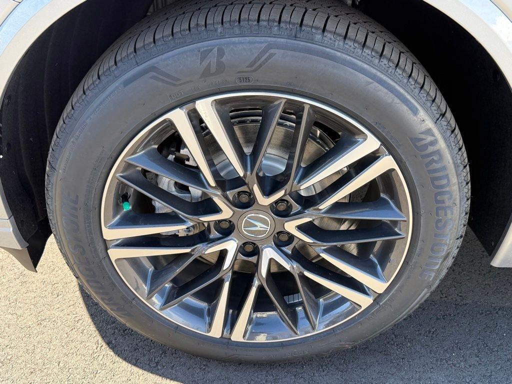 new 2026 Acura MDX car, priced at $68,350