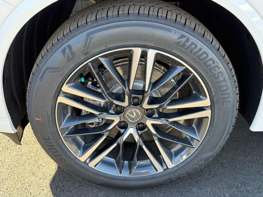 new 2026 Acura MDX car, priced at $68,950