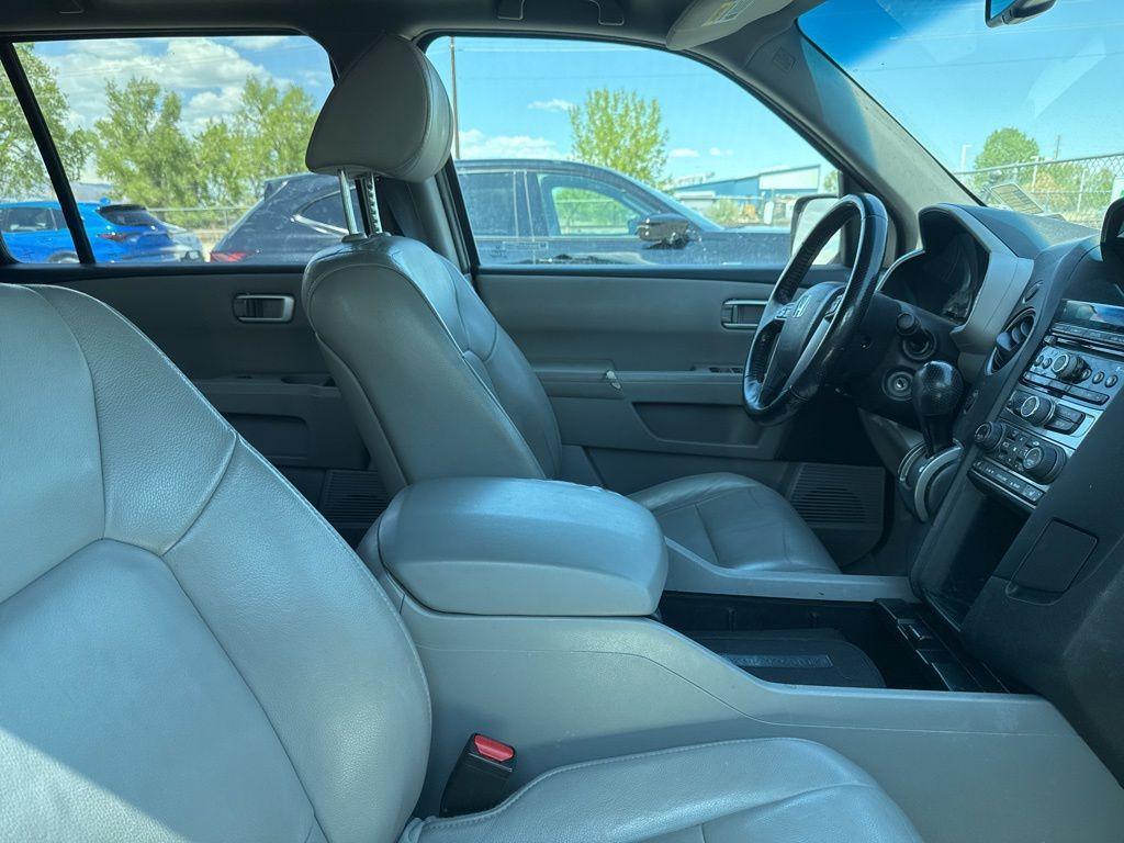 used 2014 Honda Pilot car, priced at $11,990