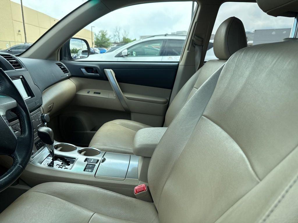 used 2012 Toyota Highlander car, priced at $10,990