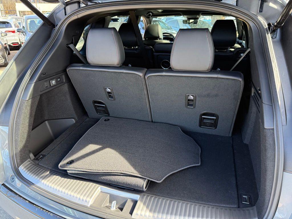 new 2026 Acura MDX car, priced at $70,950