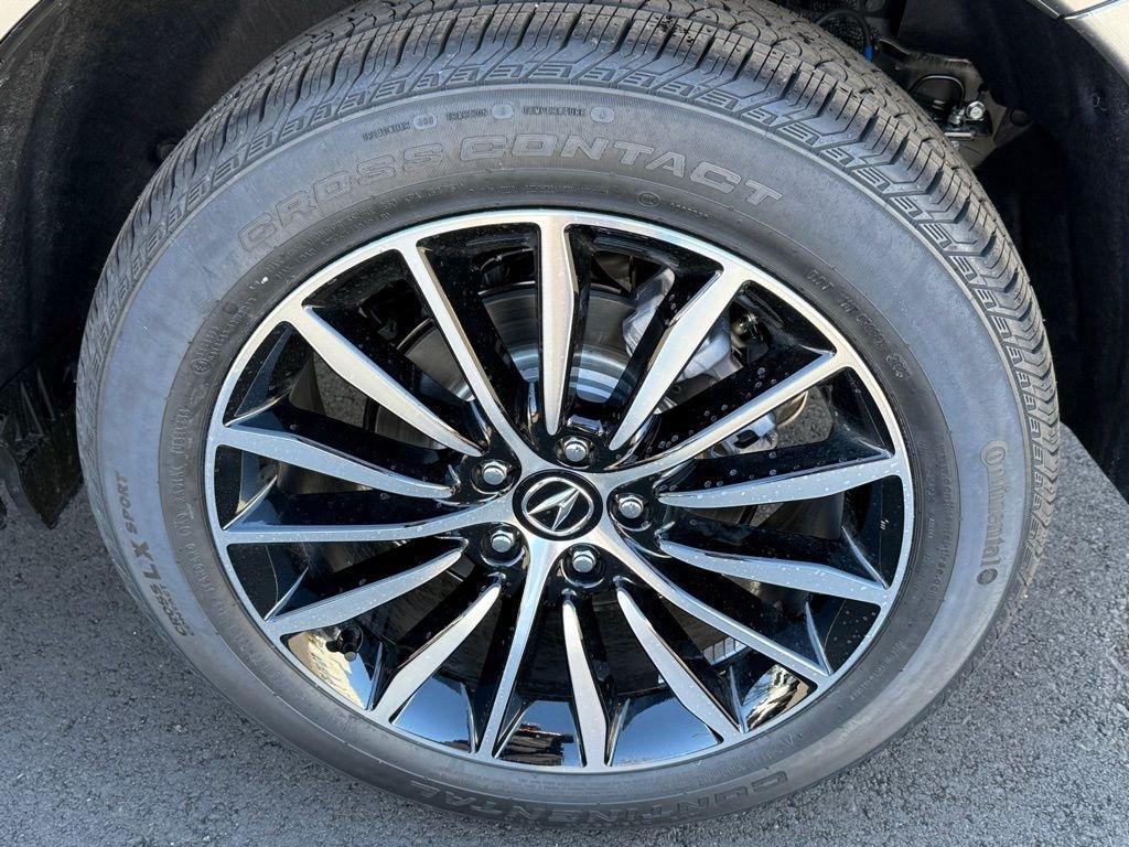 new 2026 Acura RDX car, priced at $54,900