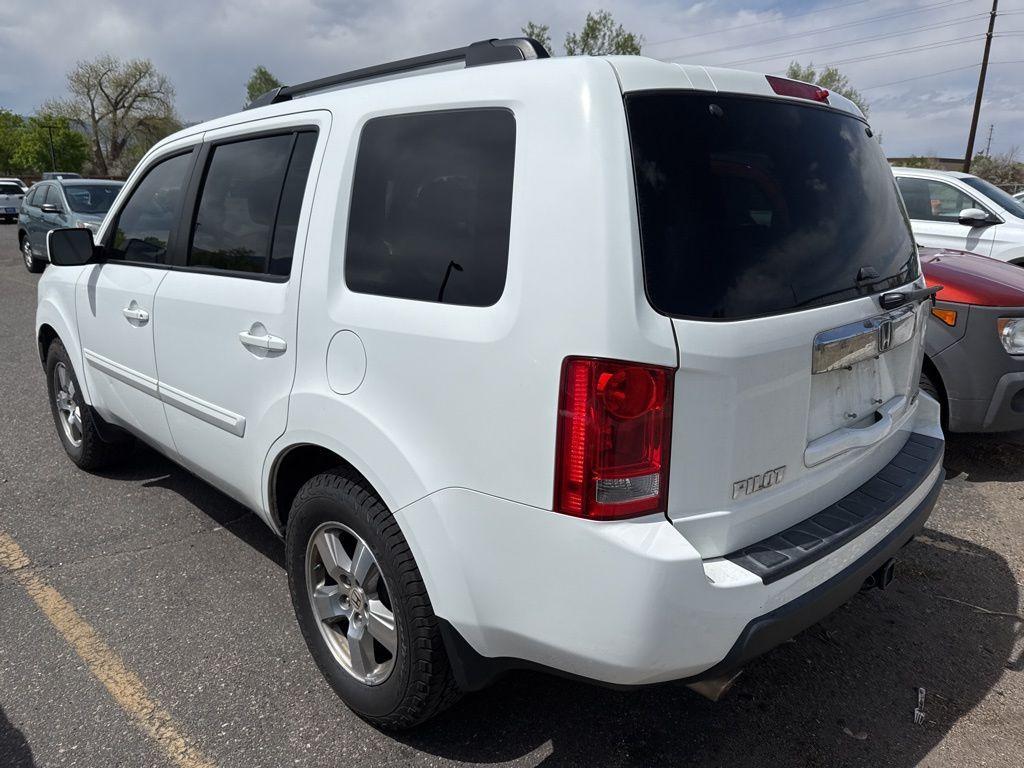 used 2011 Honda Pilot car, priced at $10,490