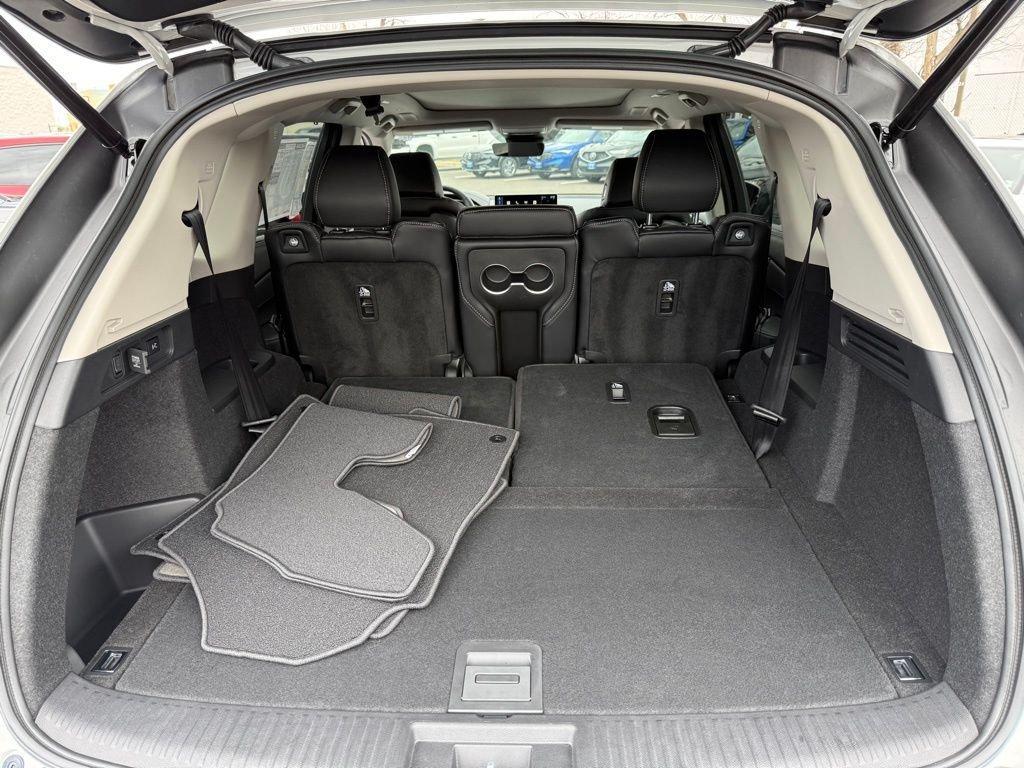 new 2026 Acura MDX car, priced at $61,450