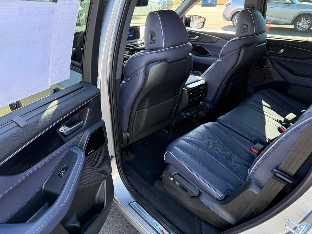 new 2026 Acura MDX car, priced at $77,300