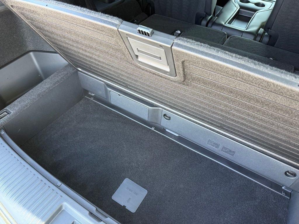 used 2026 Acura MDX car, priced at $58,994