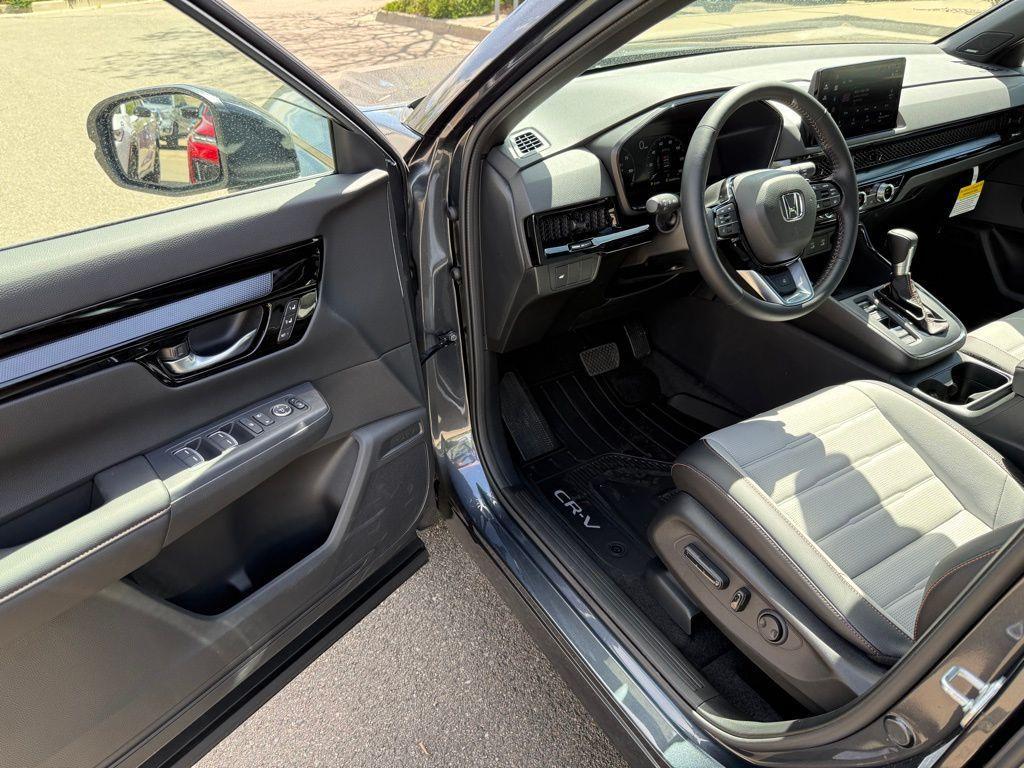 used 2026 Honda CR-V Hybrid car, priced at $41,990