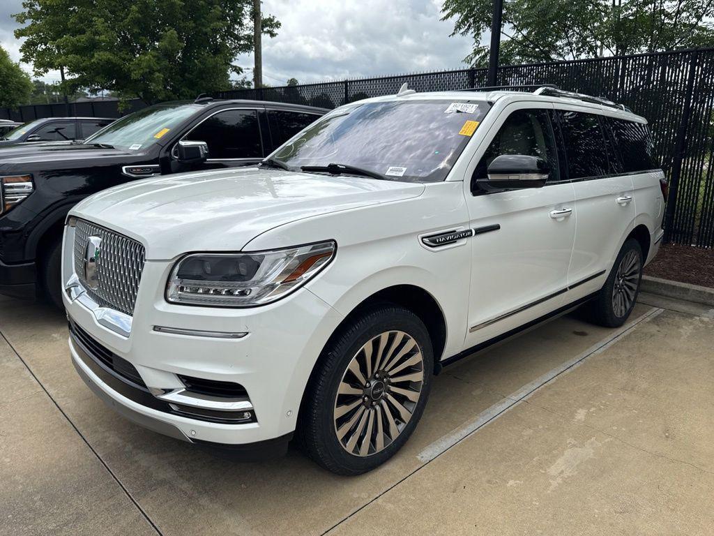 used 2020 Lincoln Navigator car, priced at $49,685