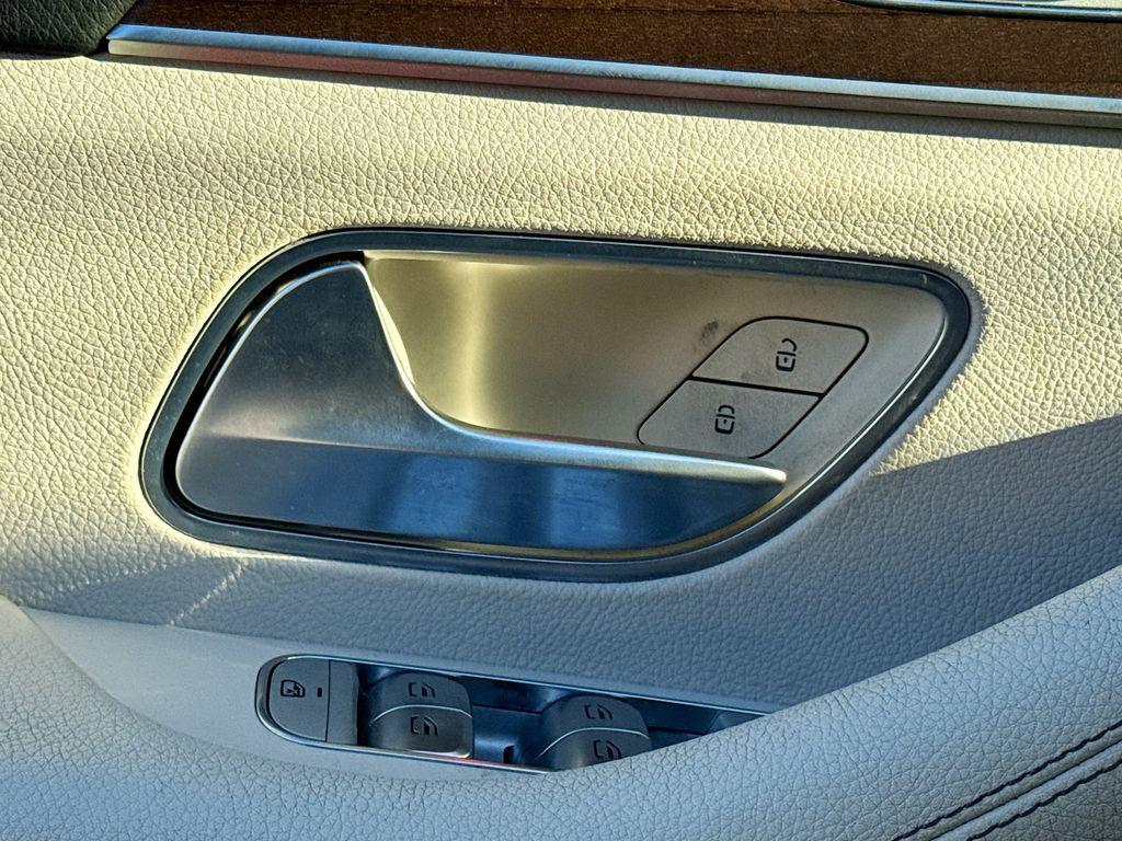 used 2022 Mercedes-Benz GLE 350 car, priced at $36,728