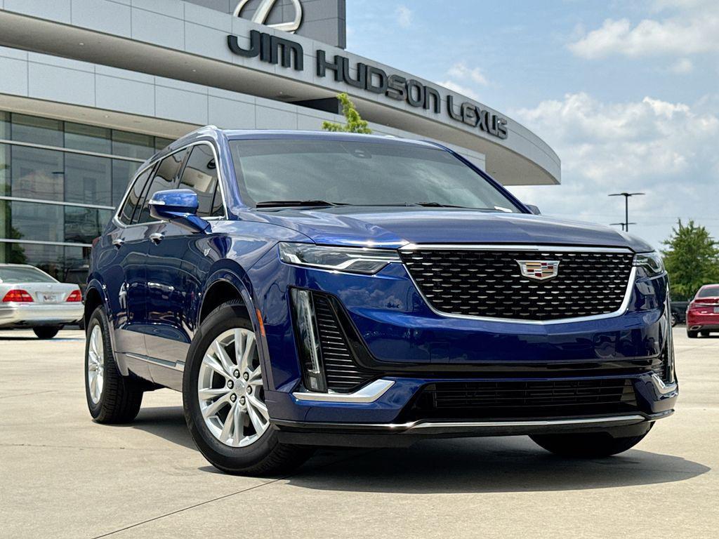 used 2023 Cadillac XT6 car, priced at $34,788