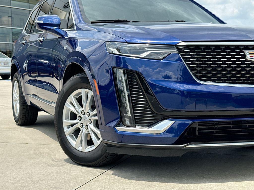 used 2023 Cadillac XT6 car, priced at $34,788