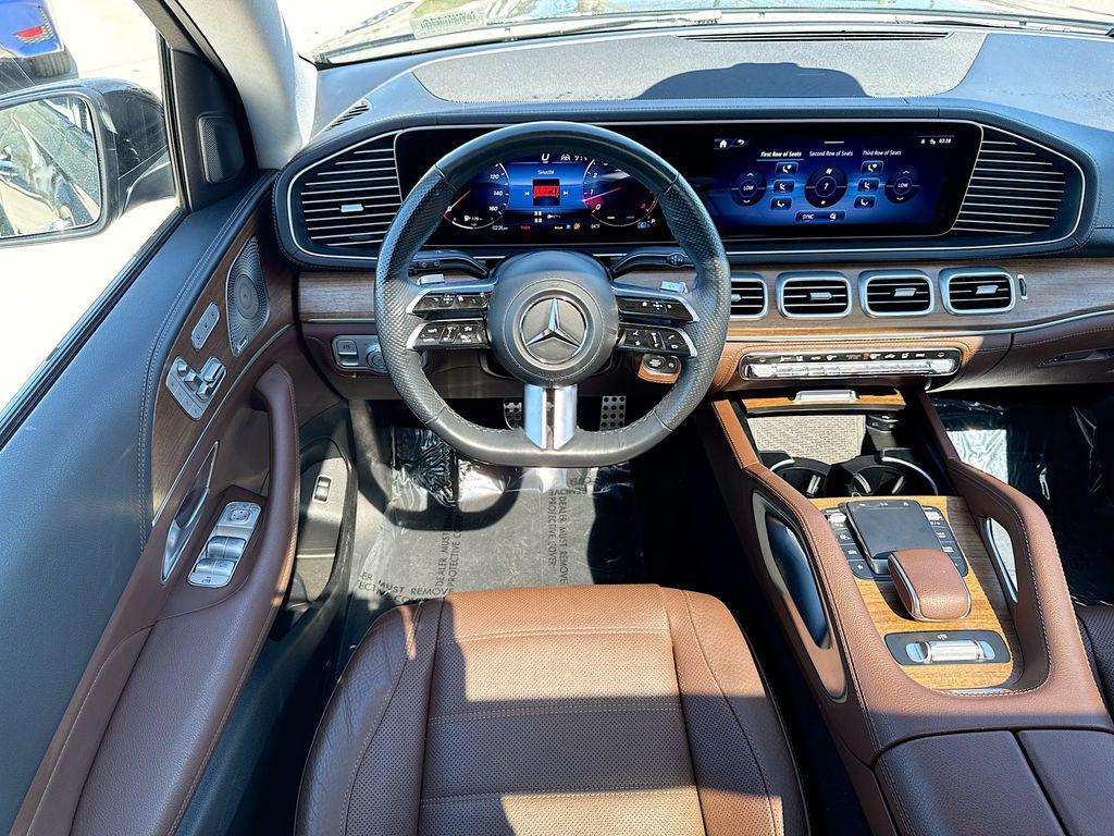 used 2024 Mercedes-Benz GLS 580 car, priced at $86,535