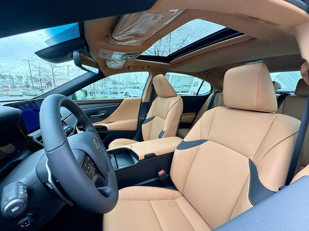 new 2025 Lexus ES 350 car, priced at $51,606