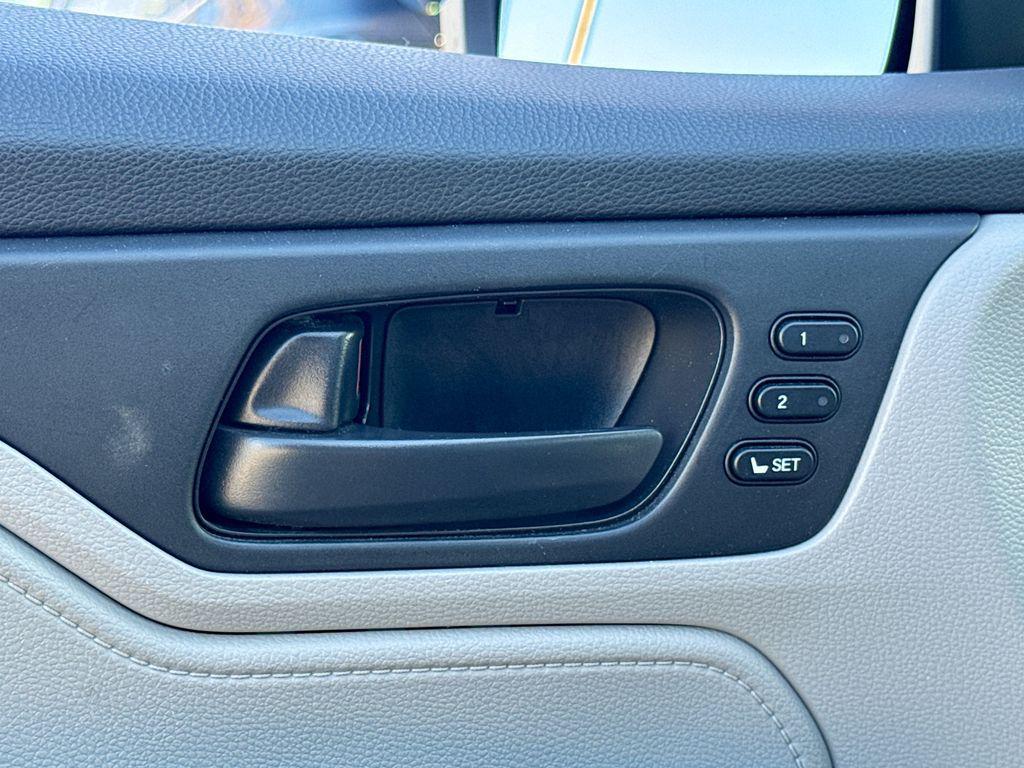 used 2018 Honda Odyssey car, priced at $20,595