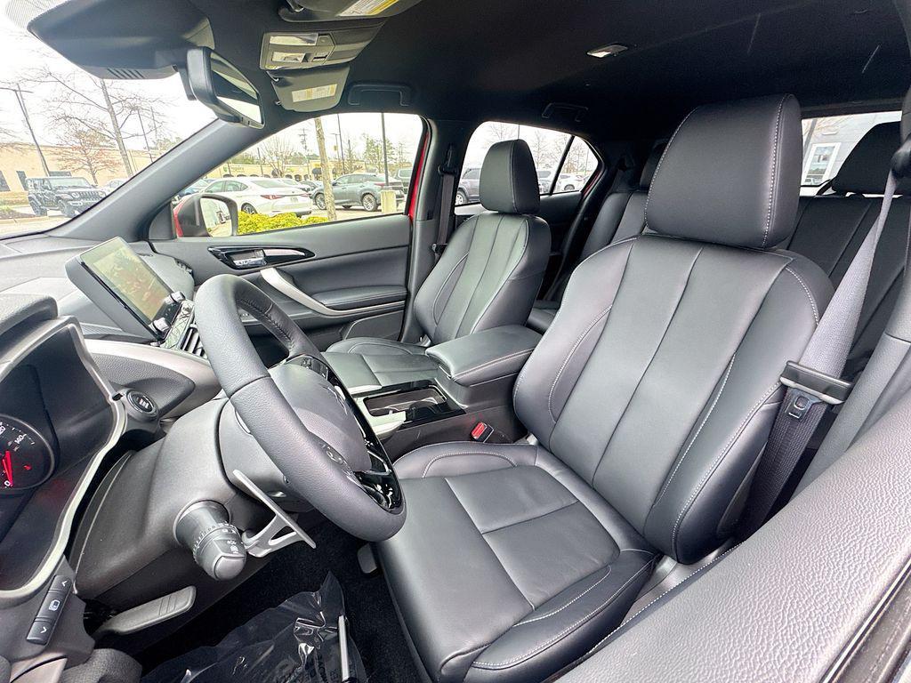 used 2025 Mitsubishi Eclipse Cross car, priced at $28,738