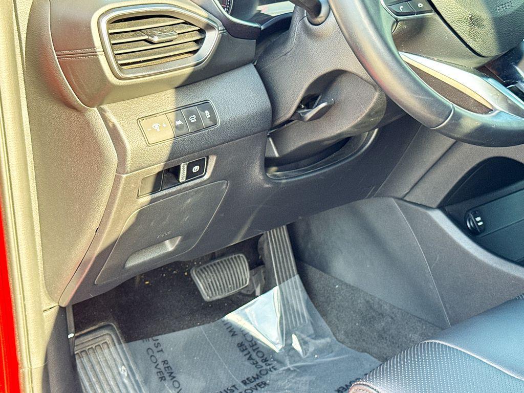 used 2023 Hyundai Santa Fe car, priced at $24,045