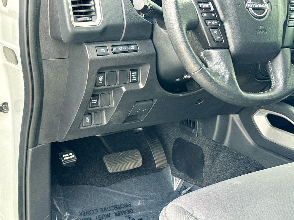 used 2024 Nissan Frontier car, priced at $34,034