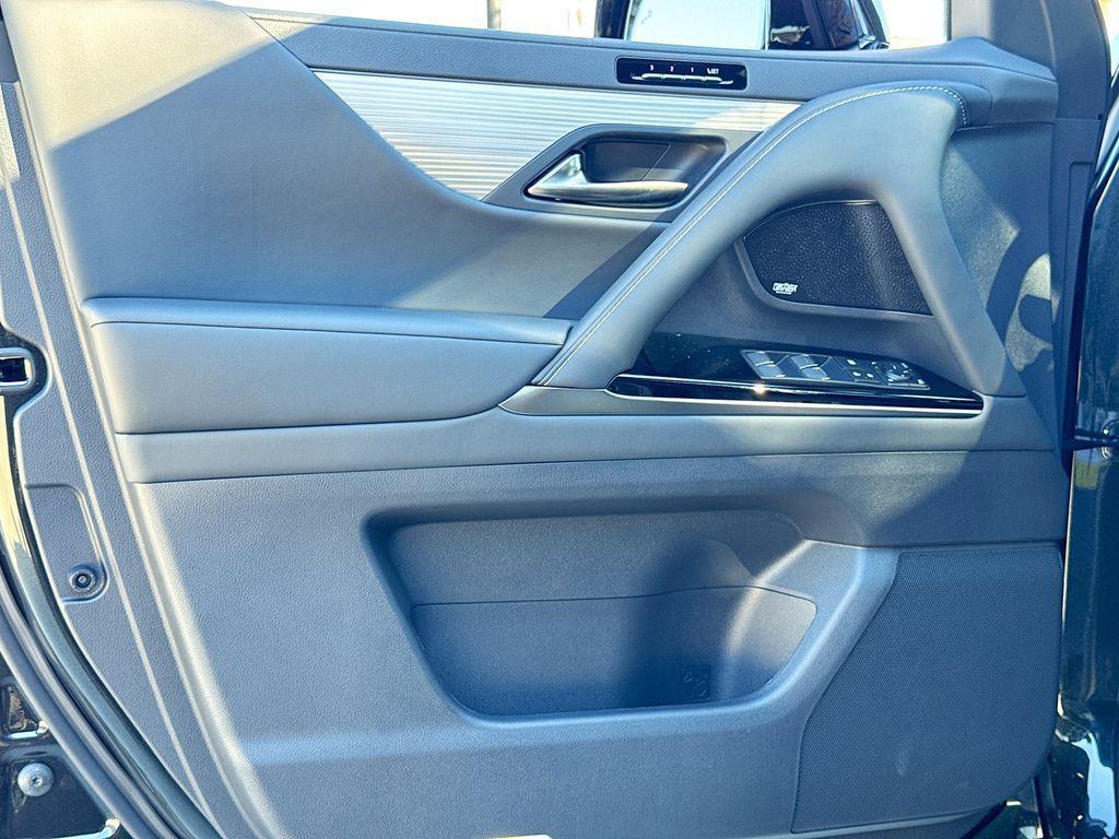 new 2025 Lexus LX 600 car, priced at $120,020