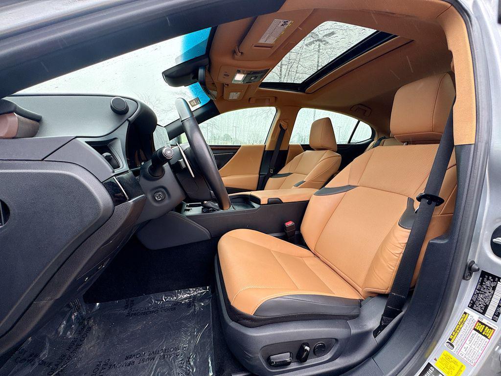 used 2024 Lexus ES 350 car, priced at $42,719