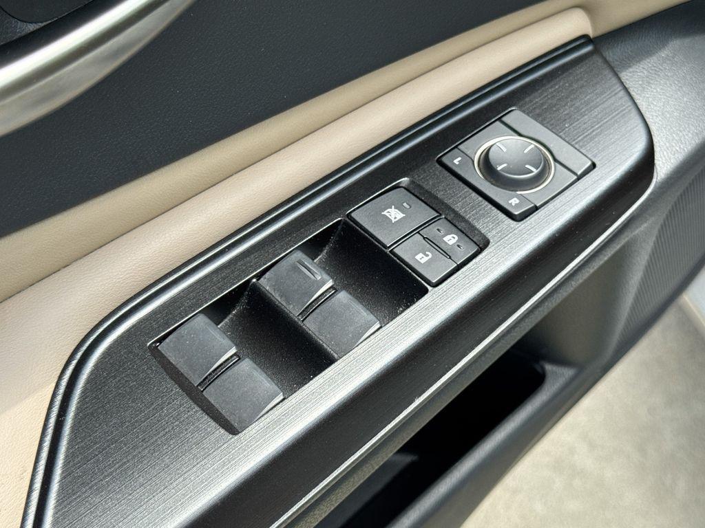 used 2019 Lexus ES 350 car, priced at $29,443