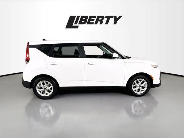 used 2022 Kia Soul car, priced at $12,990