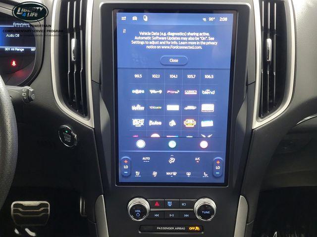 used 2024 Ford Edge car, priced at $32,788
