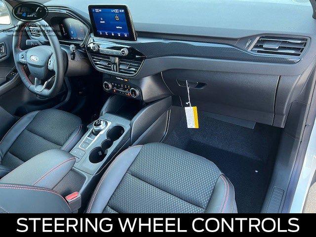 new 2026 Ford Escape car, priced at $33,425