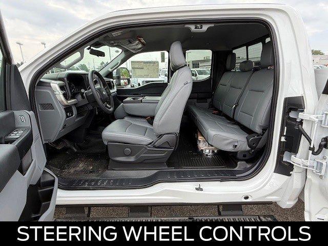 new 2025 Ford F-250 car, priced at $64,954