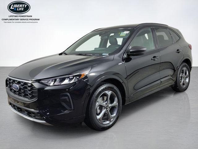 used 2023 Ford Escape car, priced at $25,387