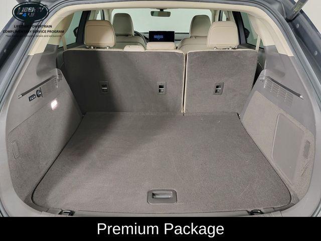 used 2022 Lincoln Nautilus car, priced at $28,990