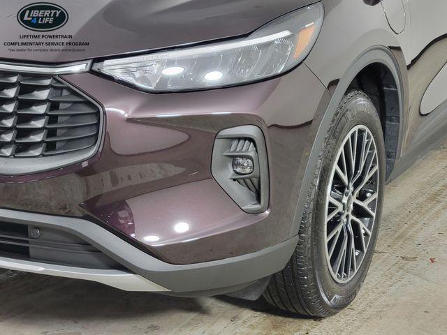 used 2023 Ford Escape car, priced at $24,990