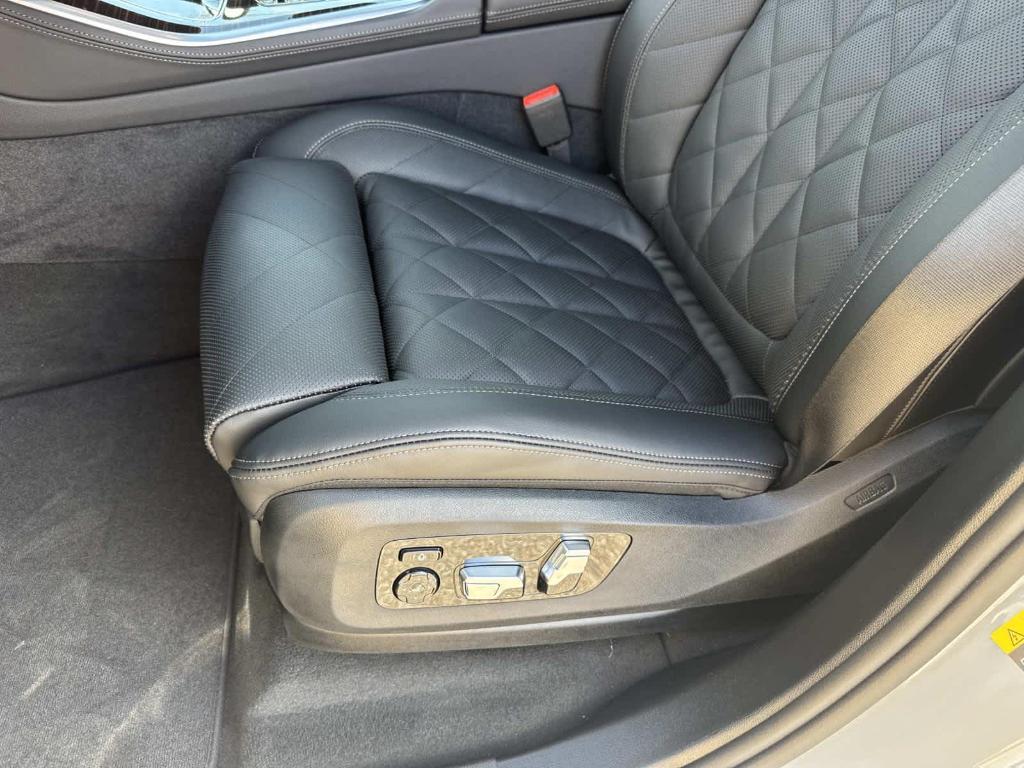 new 2026 BMW X5 PHEV car, priced at $93,390