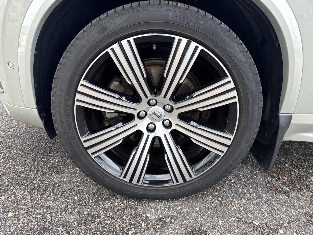 used 2022 Volvo XC90 car, priced at $33,979