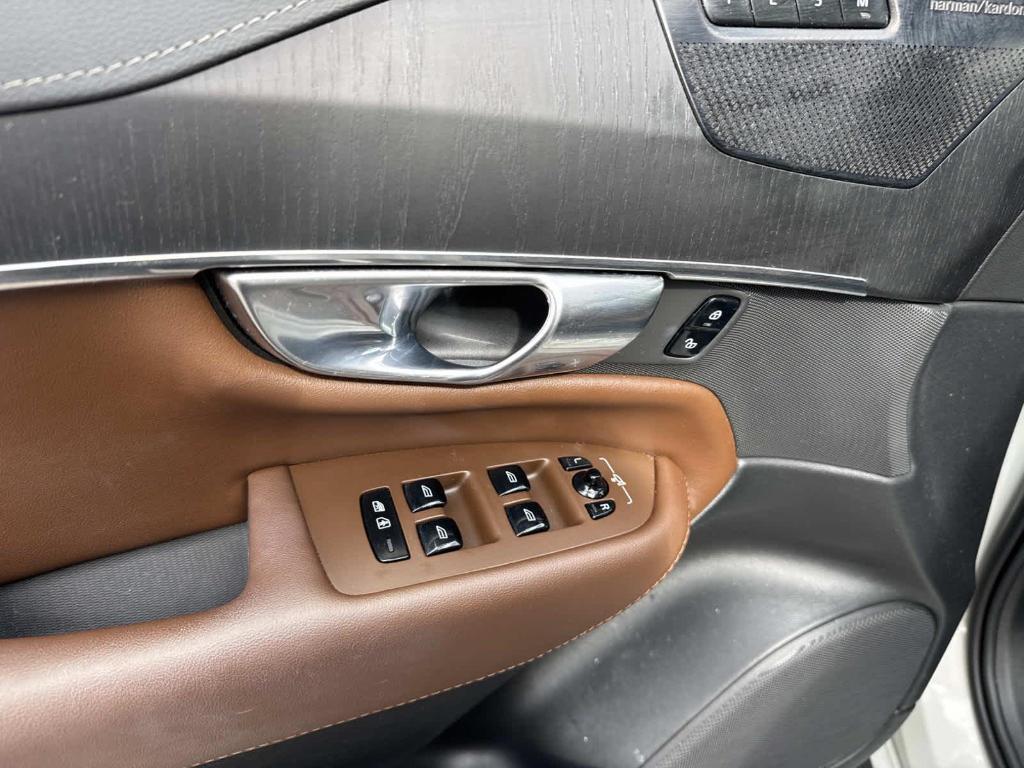 used 2022 Volvo XC90 car, priced at $33,979