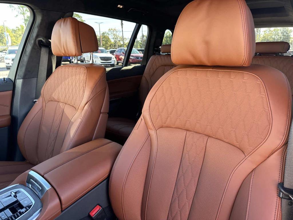 new 2026 BMW X7 car, priced at $122,335