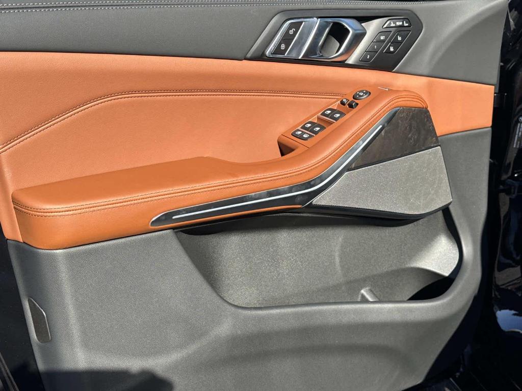 new 2026 BMW X7 car, priced at $122,335