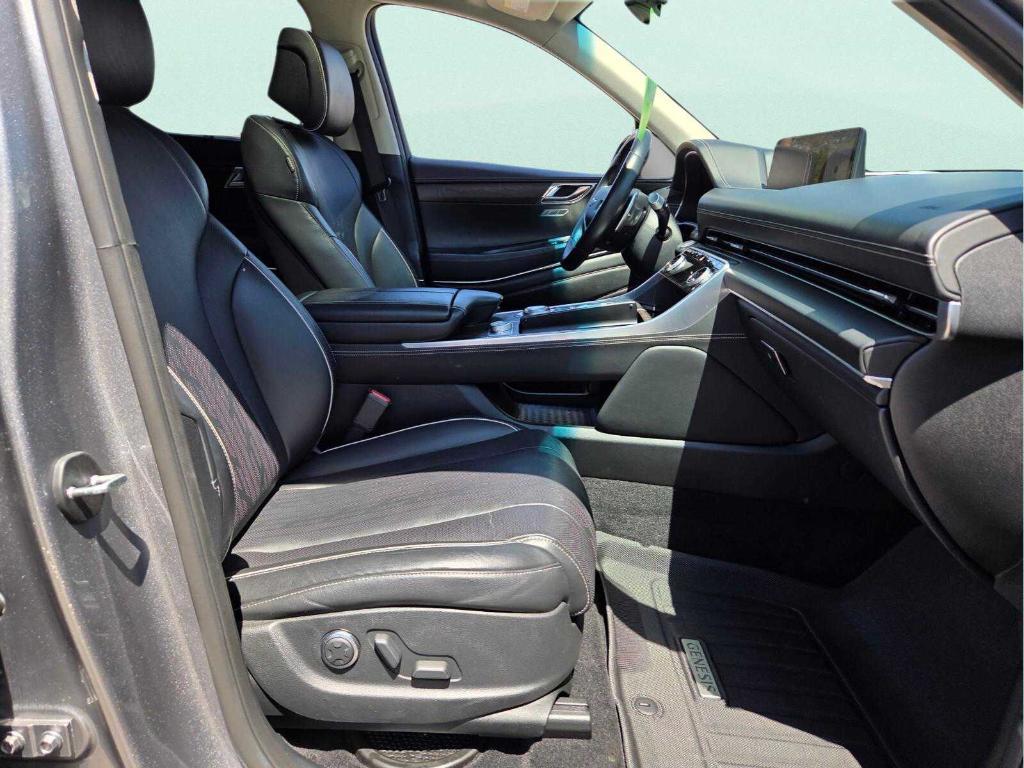 used 2021 Genesis GV80 car, priced at $27,872