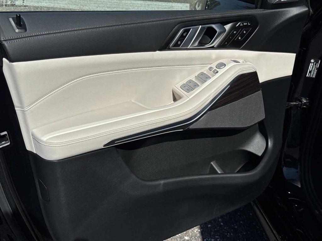 used 2025 BMW X7 car, priced at $79,487
