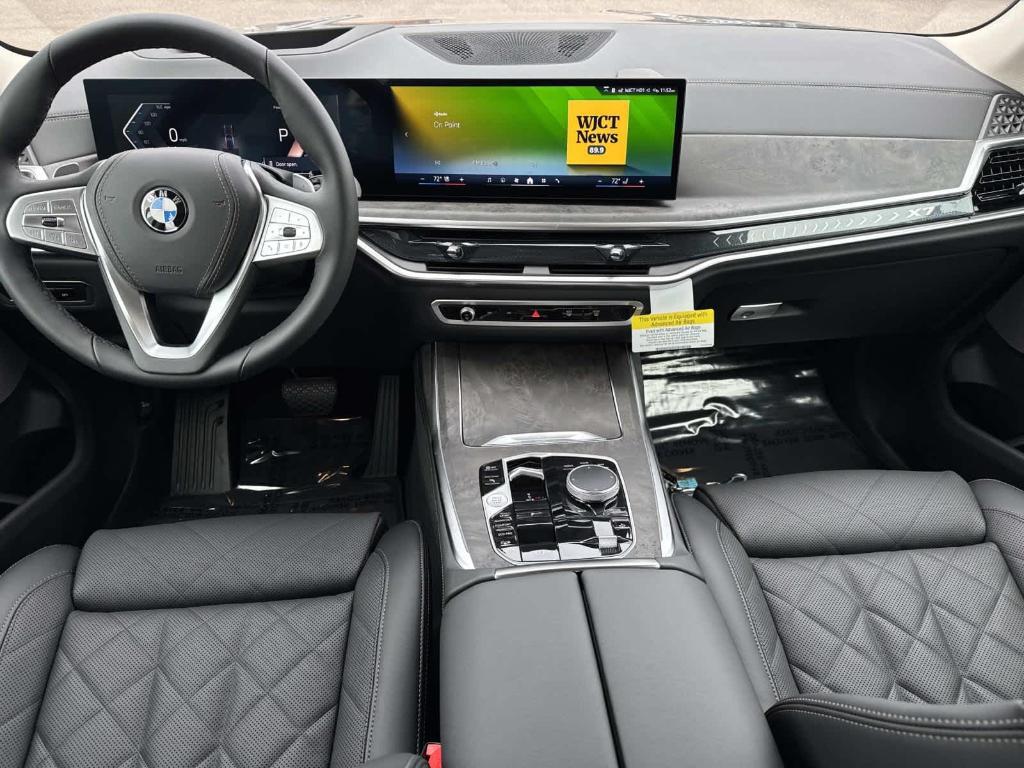 new 2026 BMW X7 car, priced at $93,155