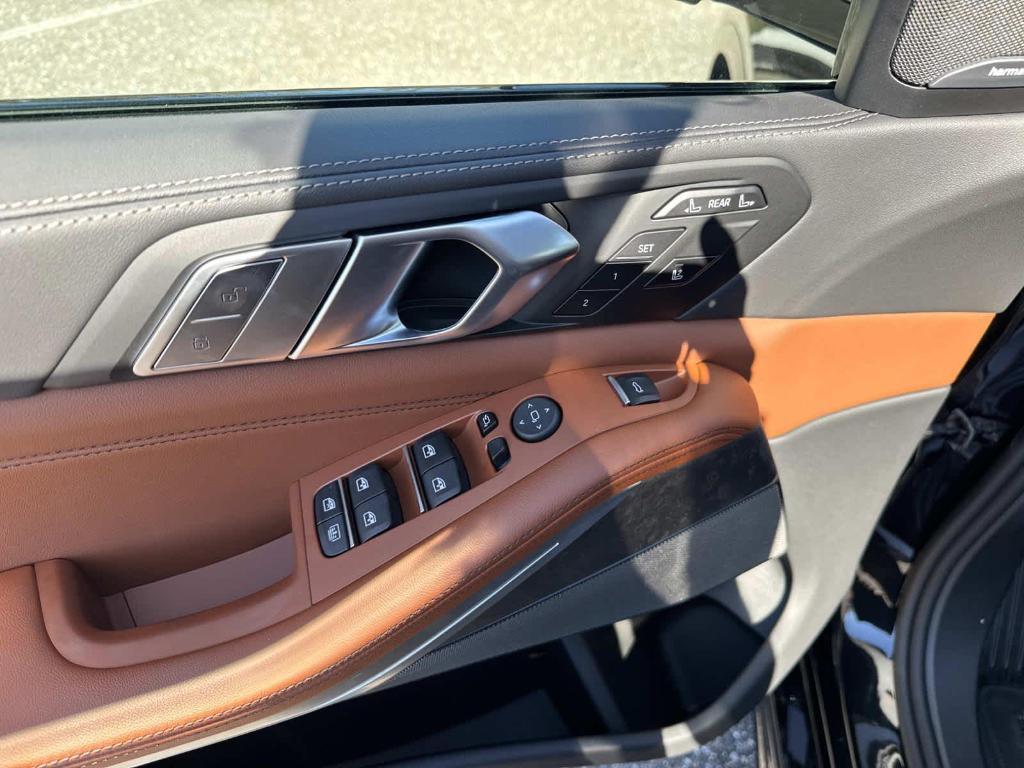 new 2026 BMW X7 car, priced at $103,660