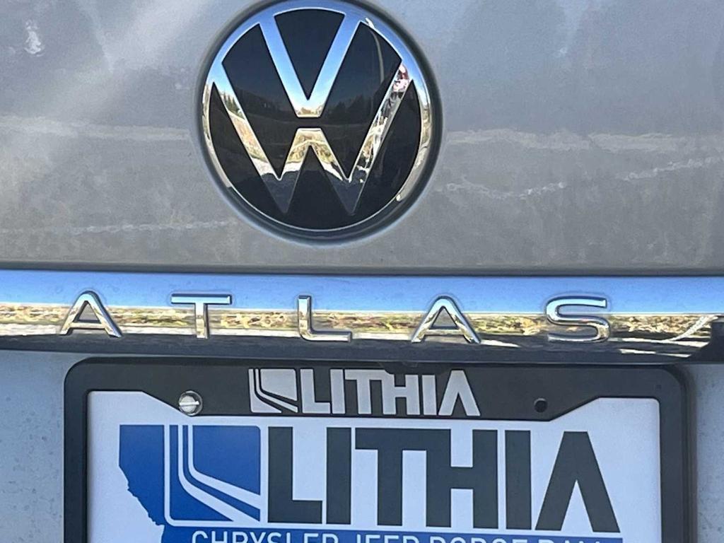 used 2021 Volkswagen Atlas car, priced at $22,996