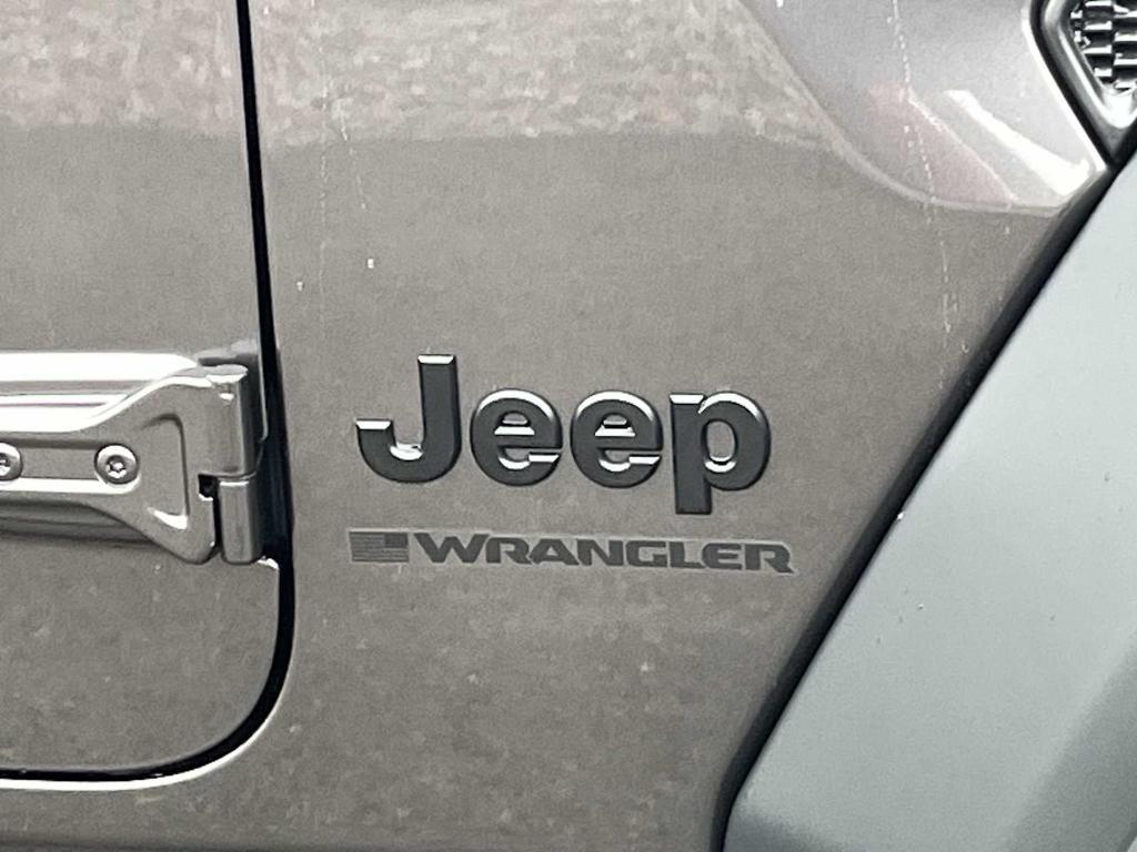 new 2026 Jeep Wrangler car, priced at $44,097