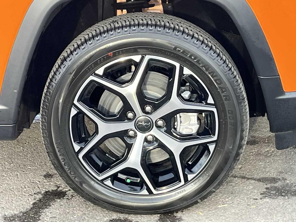 new 2026 Jeep Compass car, priced at $34,295