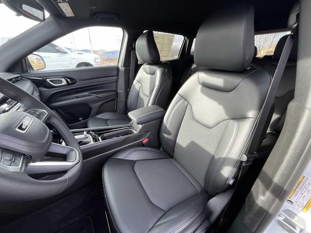 new 2026 Jeep Compass car, priced at $31,405