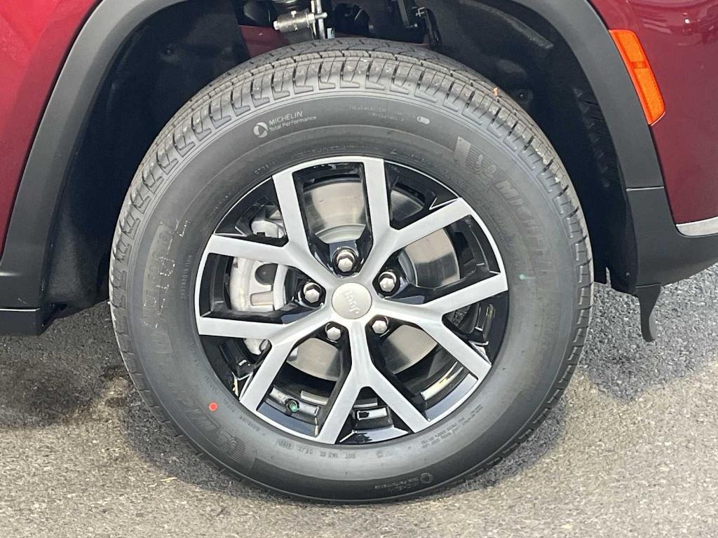 new 2025 Jeep Grand Cherokee L car, priced at $47,270