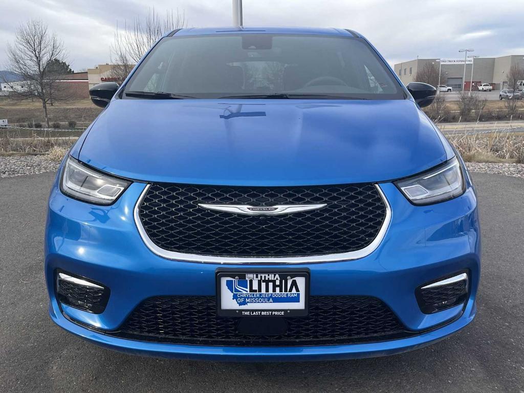 new 2026 Chrysler Pacifica car, priced at $50,005